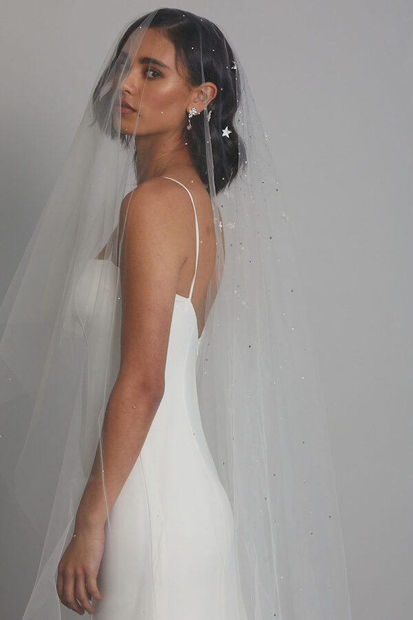 Vinka Design Bridal Accessories - Bridal veil - Verona - custom made veil available from Vinka Design Auckland bridal store.
