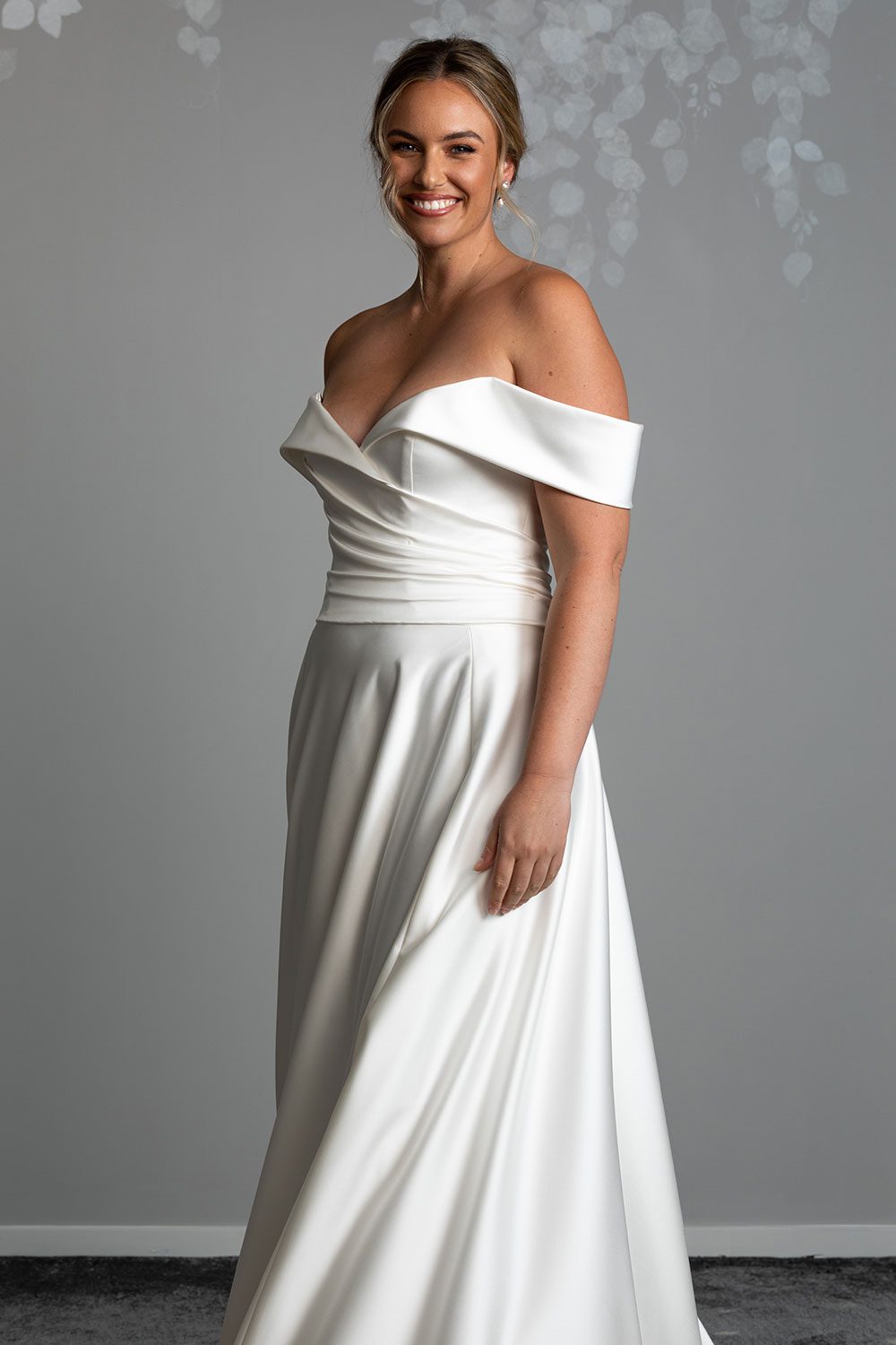 Jane Wedding Dress by Vinka Design 1