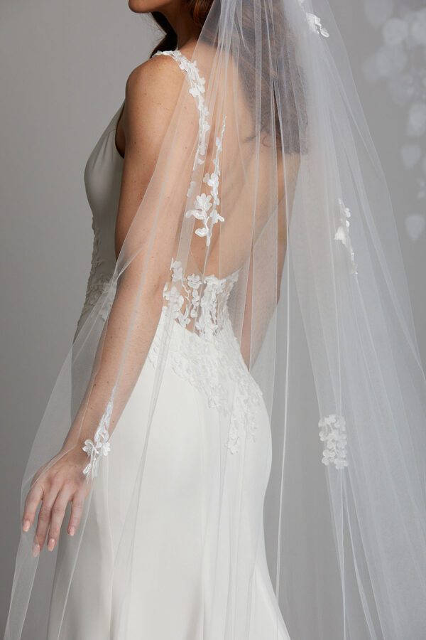 Vinka Design Bridal Accessories - Bridal veil - Carmen - custom made veil available from Vinka Design Auckland bridal store.