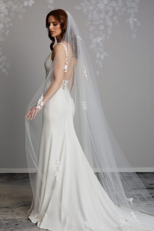 Vinka Design Bridal Accessories - Bridal veil - Carmen - custom made veil available from Vinka Design Auckland bridal store.