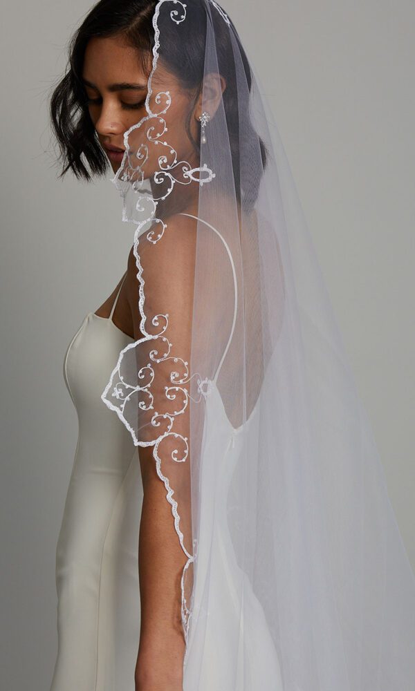 Vinka Design Bridal Accessories - Bridal veil - Madonna - custom made veil available from Vinka Design Auckland bridal store.